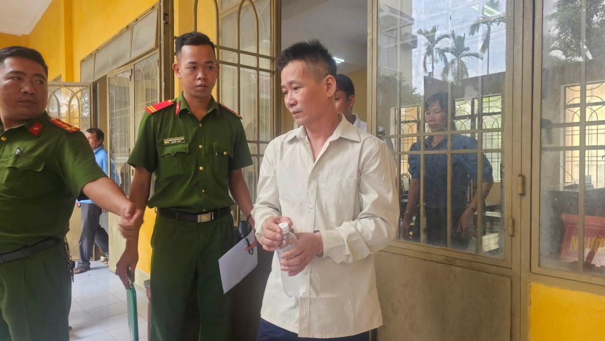 Quảng Nam: 7 năm tù cho người chồng đâm vợ vì bực tức